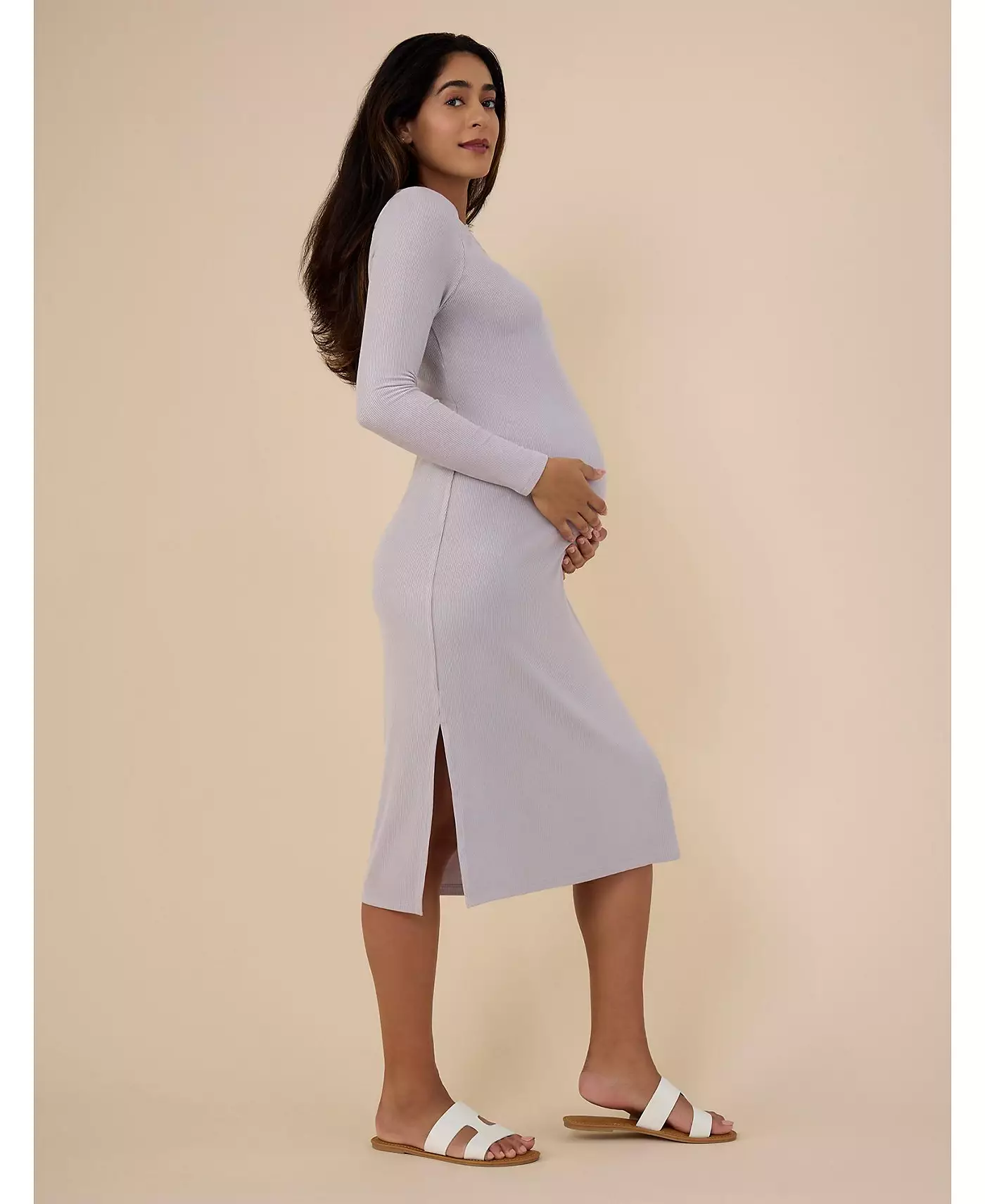 Платье для беременных с круглым вырезом, ребристым трикотажем и длинными рукавами - Motherhood