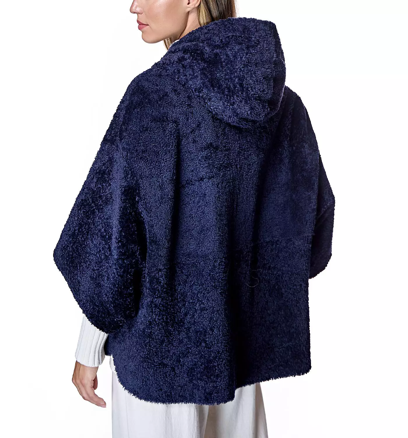 Женская накидка из овчины Julia & Stella By Maximilian