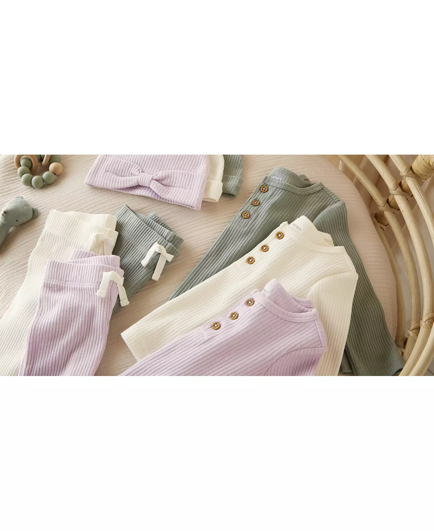 Carter's Baby 3-Pc. Комплект из трикотажной шапки, футболки и штанов