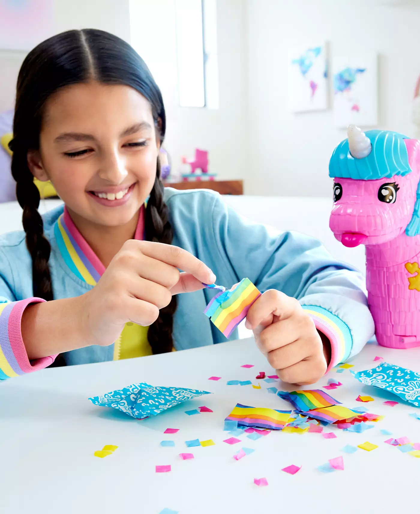 Игровой набор Polly Pocket Unicorn Partyland с 2 микрокуклами