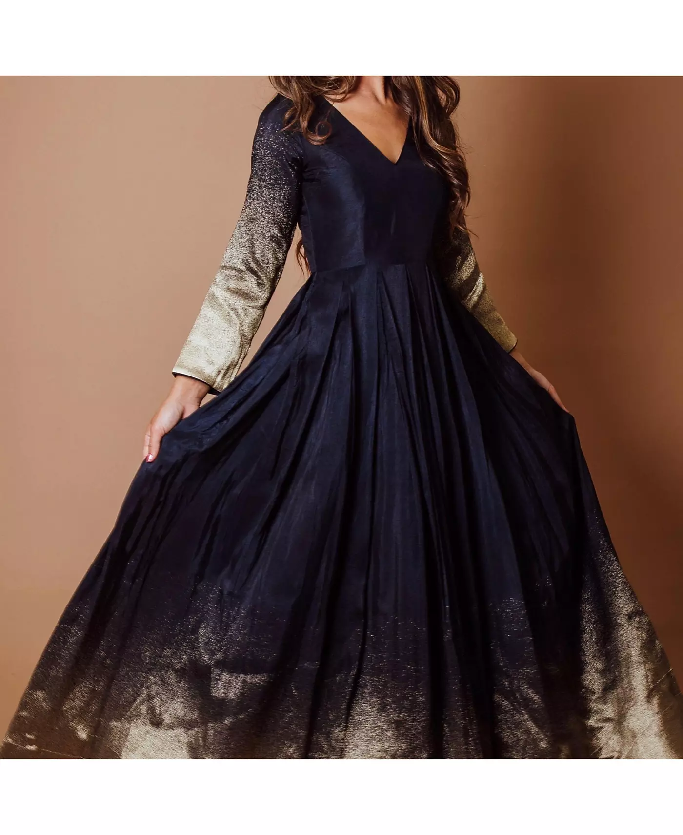 Женское платье RAAS сине-золотого цвета с длинными рукавами