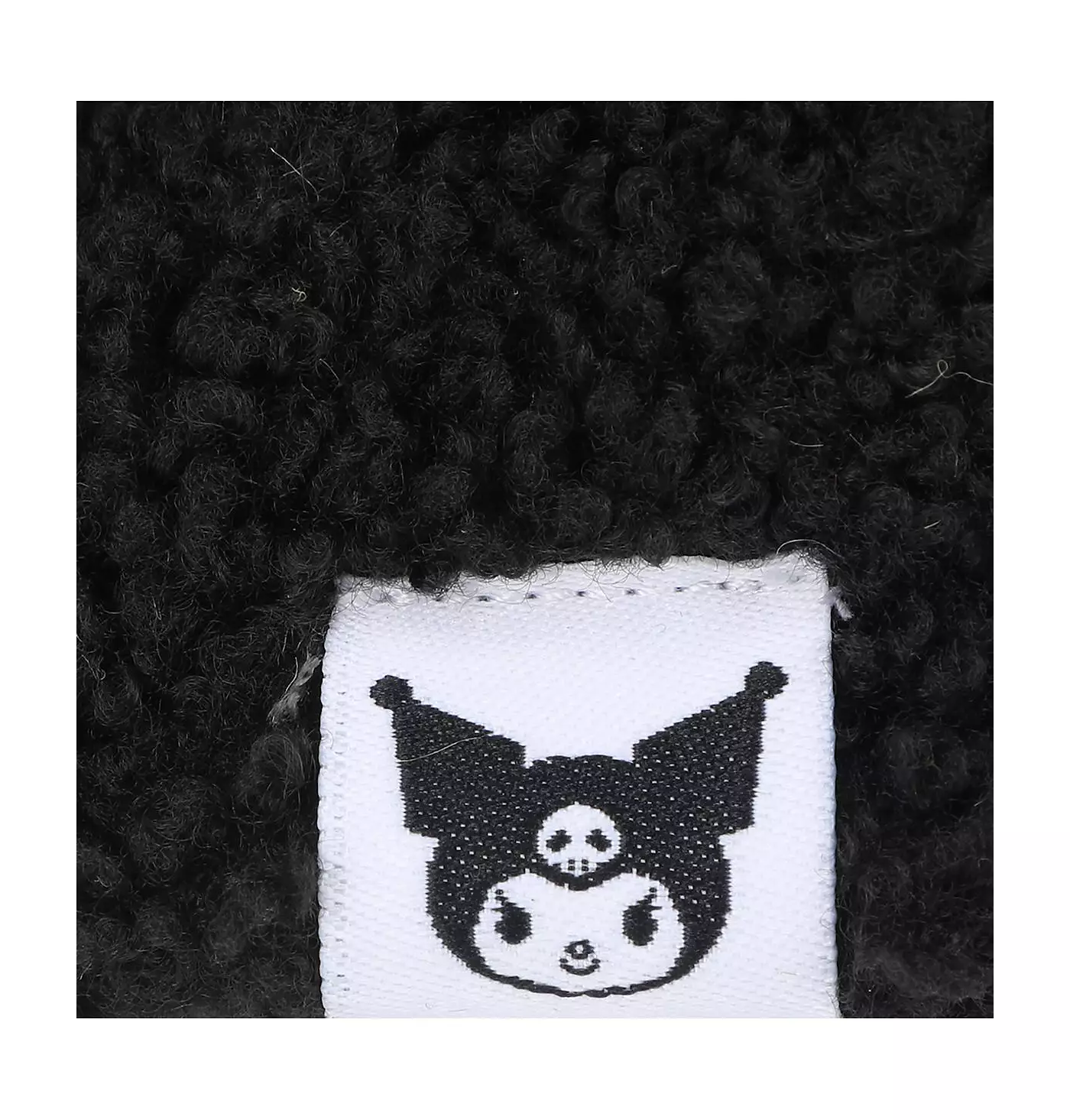 Короткая меховая панама с ушками Sanrio Kuromi и тканой этикеткой