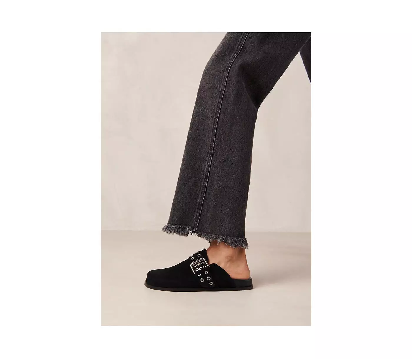 Женские кожаные мюли ALOHAS Halia