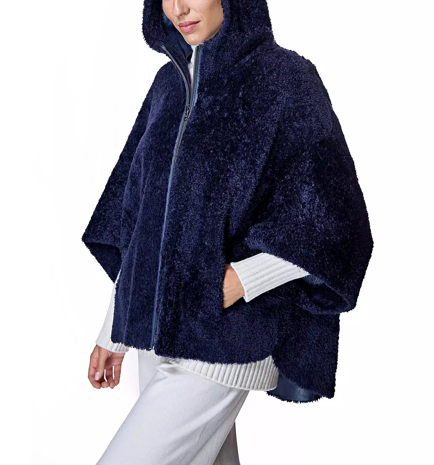 Женская накидка из овчины Julia & Stella By Maximilian