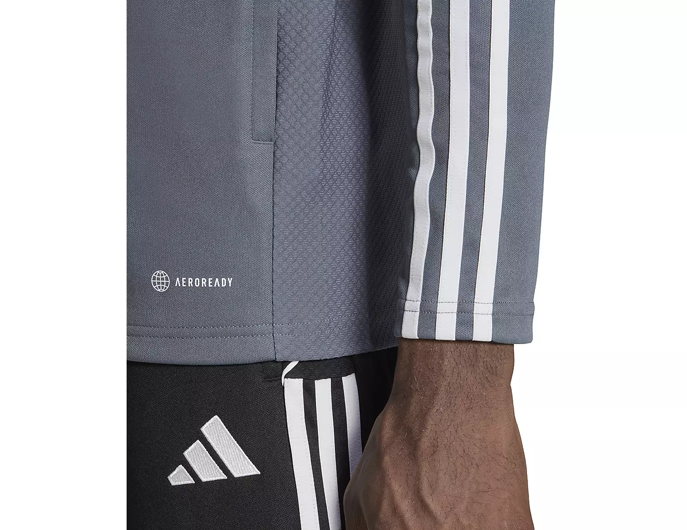 Мужская облегающая спортивная куртка adidas Tiro 23 Performance с тремя полосками