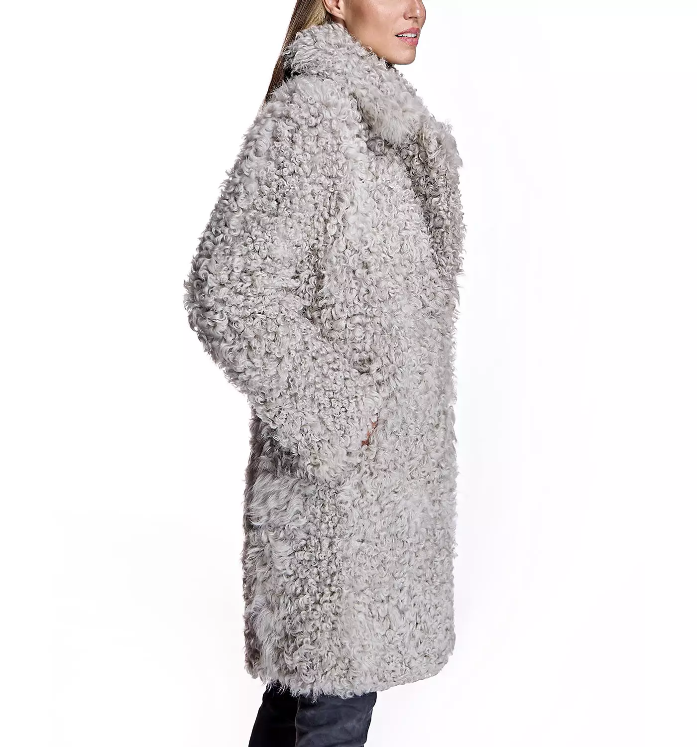 Женское пальто из овчины Julia & Stella By Maximilian для прогулок