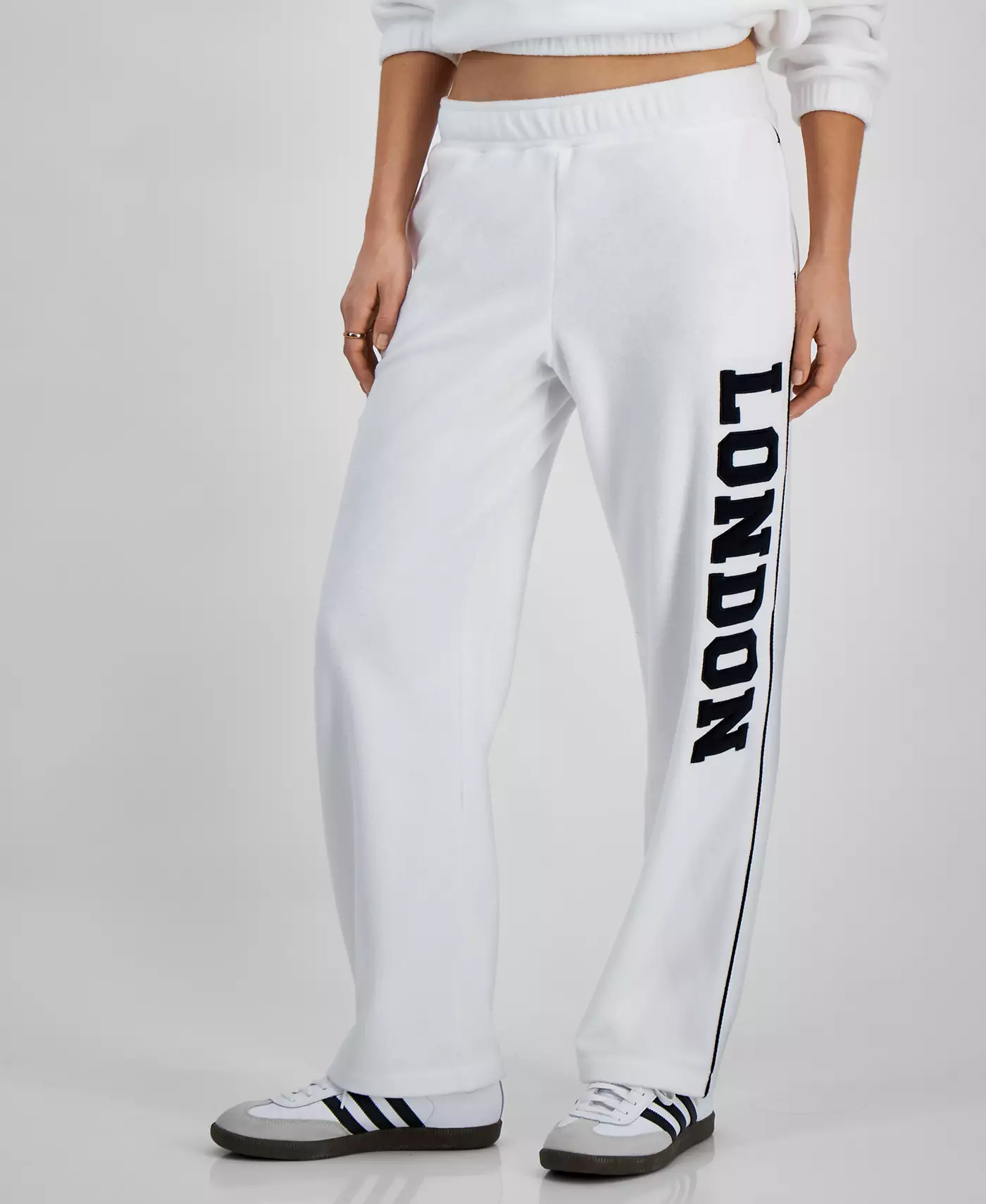 Спортивные штаны London из флиса с графическим принтом Rebellious One Juniors