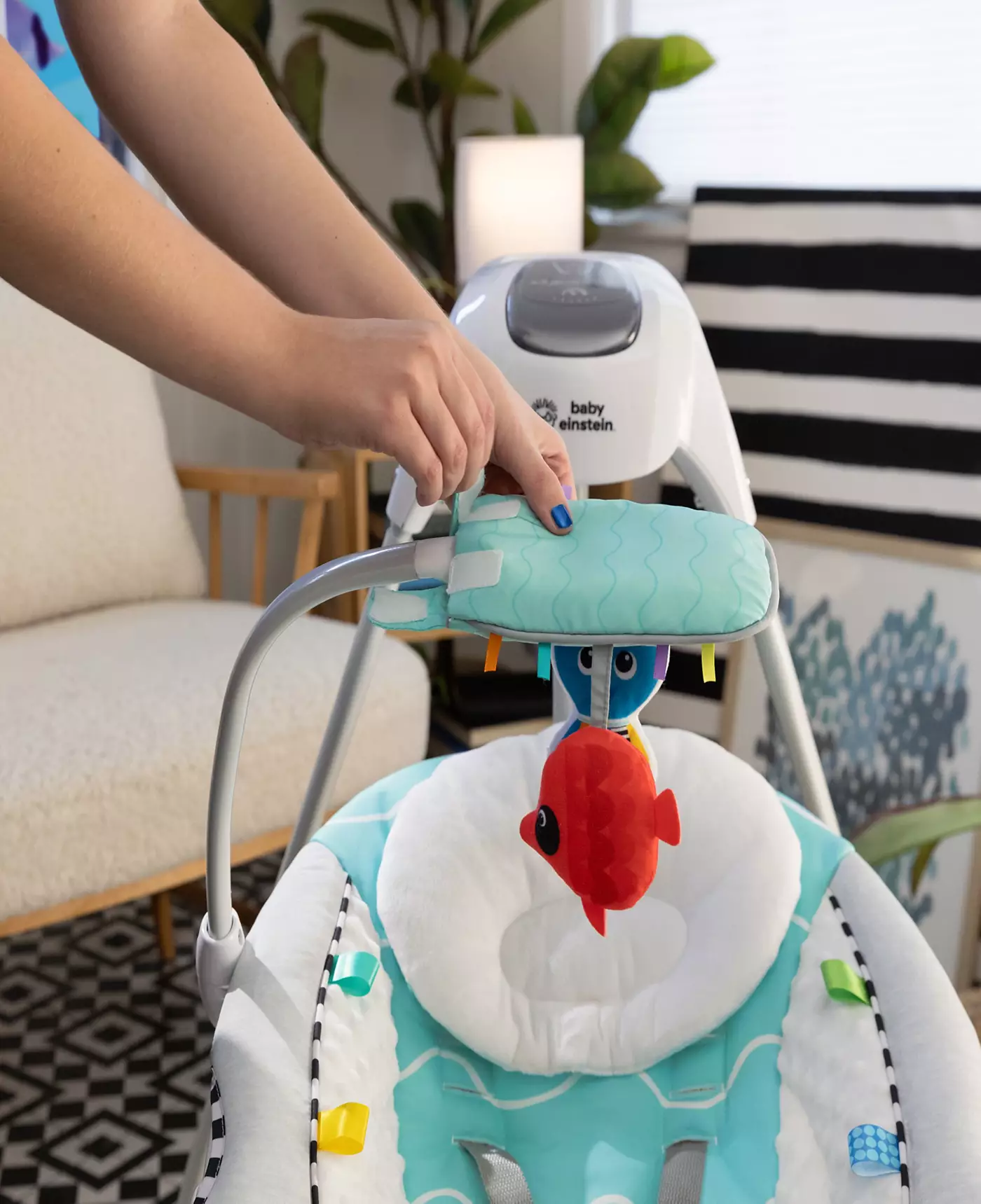 Детские качели Baby Einstein Baby Curious Comfort Compact