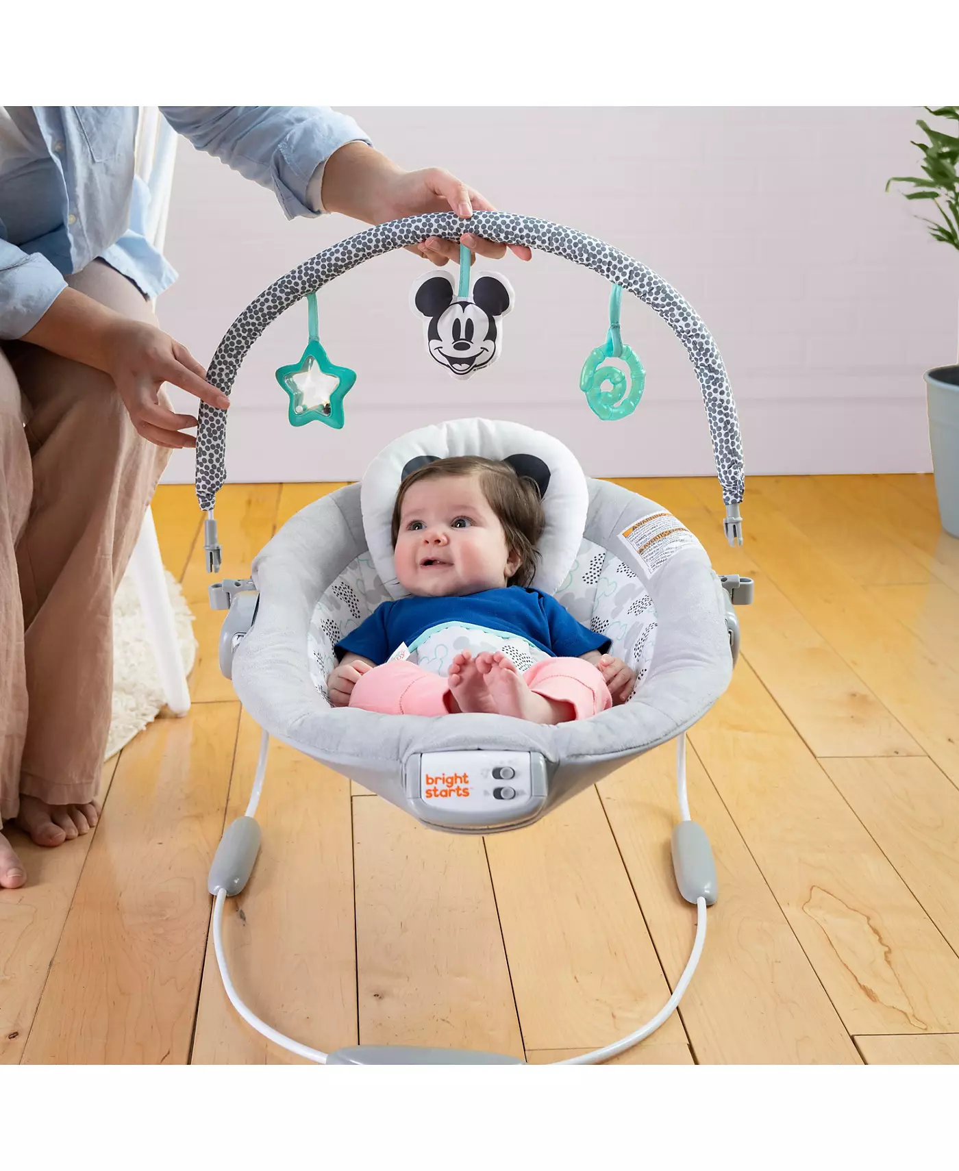 Яркий старт МИККИ МАУС Cloudscapes™ Удобный шезлонг