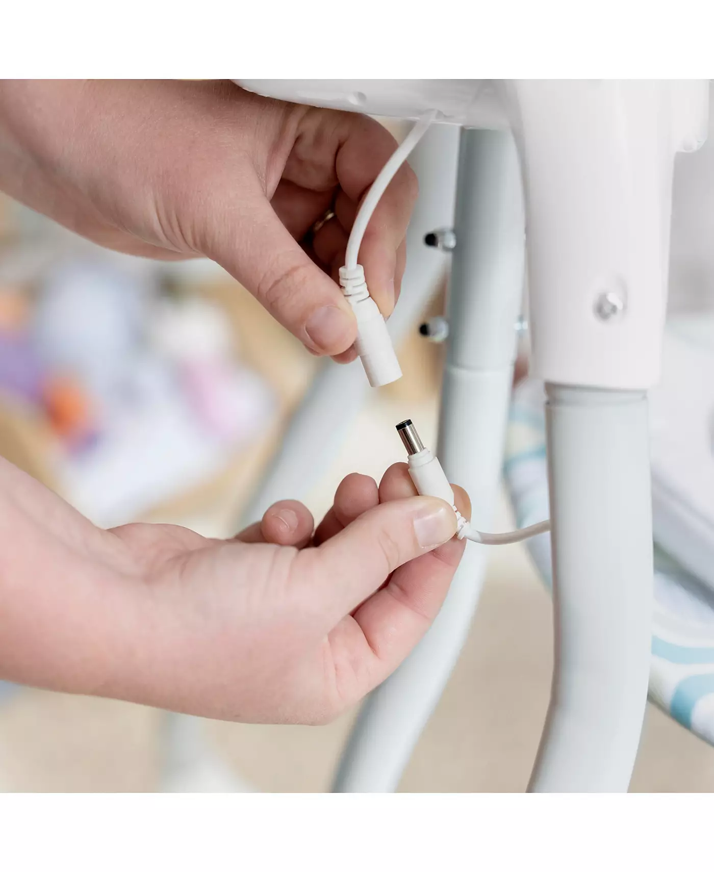 Компактные успокаивающие качели Ingenuity SimpleComfort ™ - Everston ™