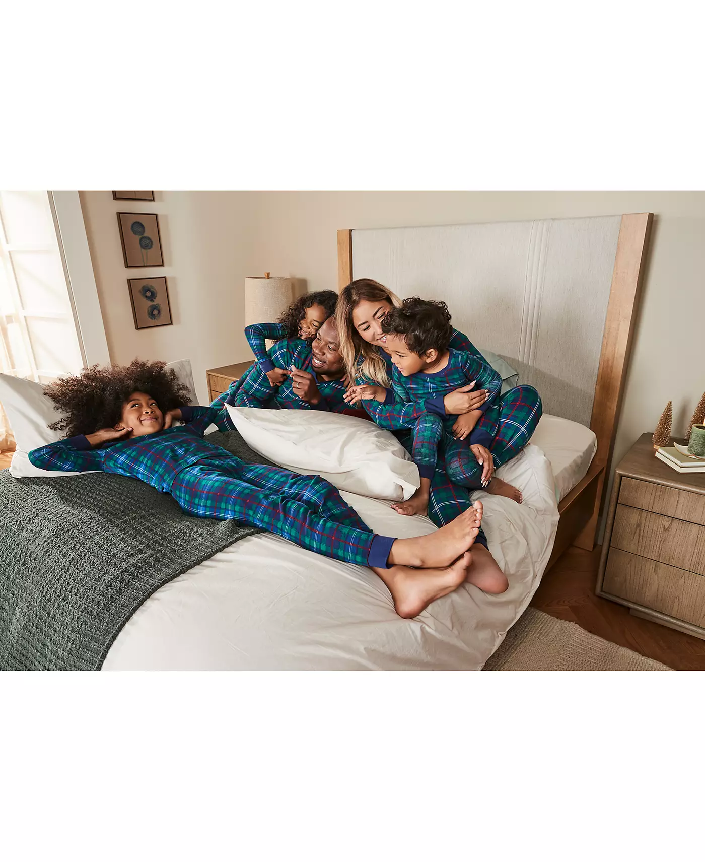 Семейные пижамные комплекты Holiday Lane Family Plaid, созданные для Macy's