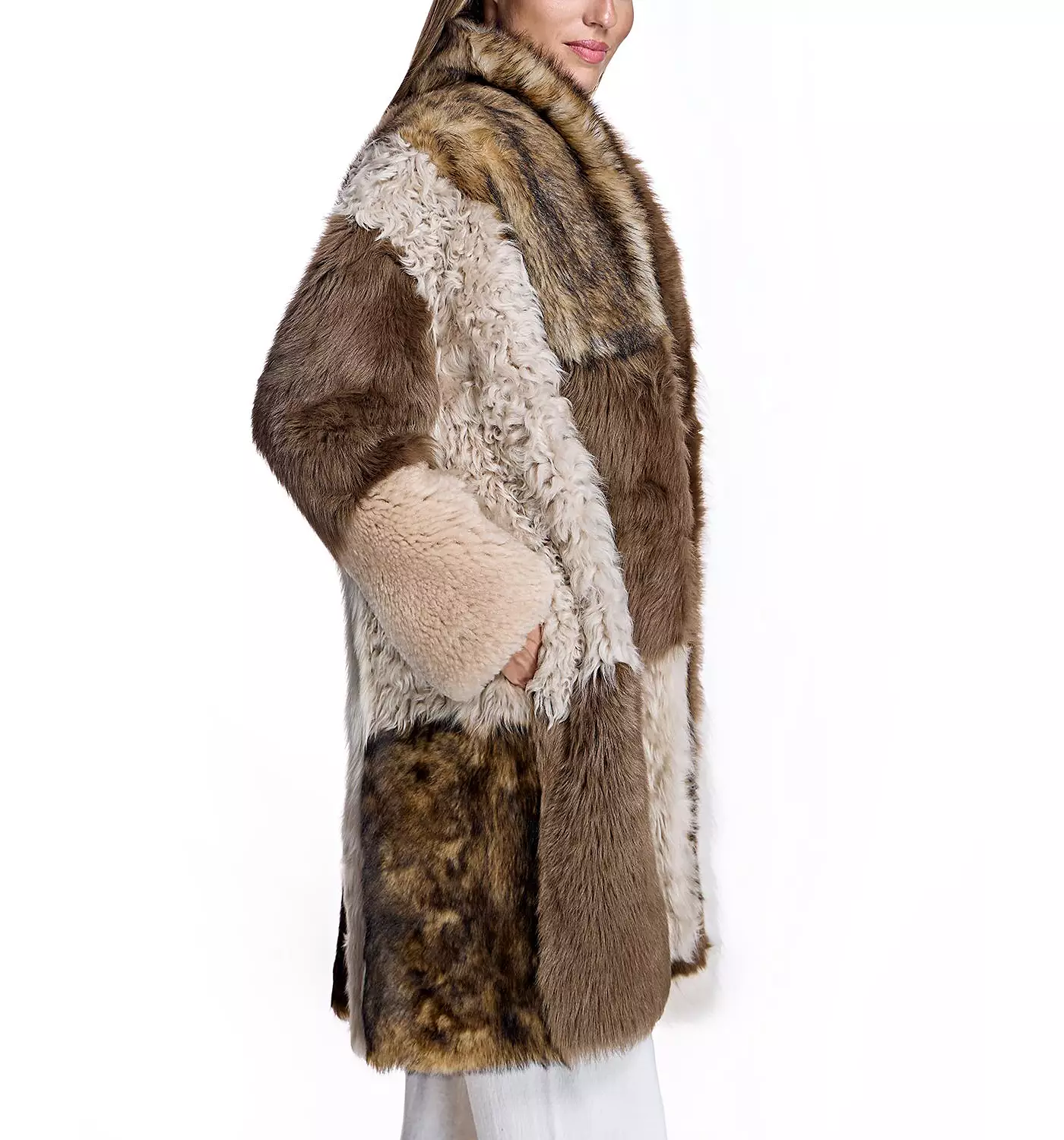 Женское пальто из овчины в стиле пэчворк Julia & Stella By Maximilian