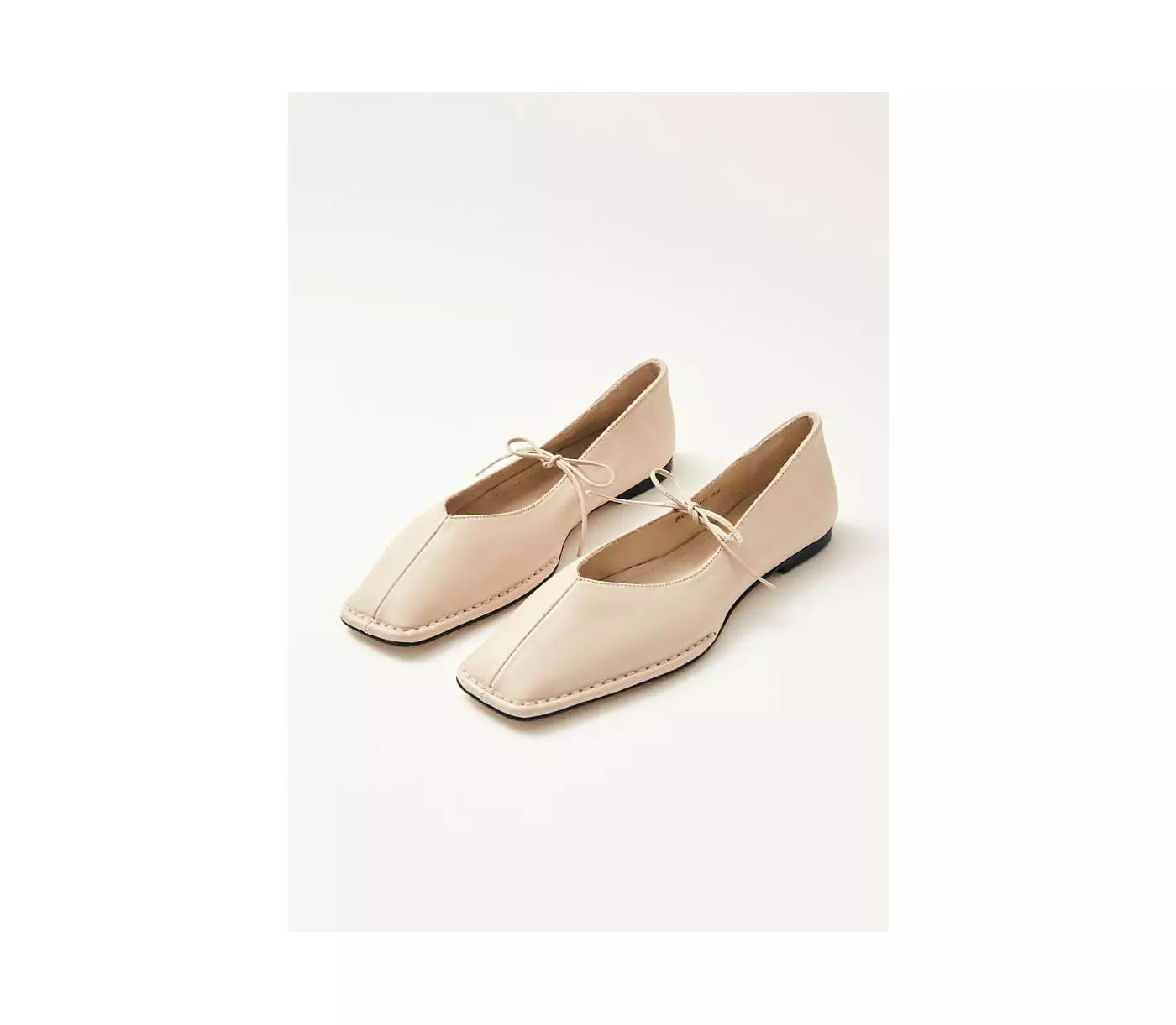 Женские кожаные балетки ALOHAS Sway