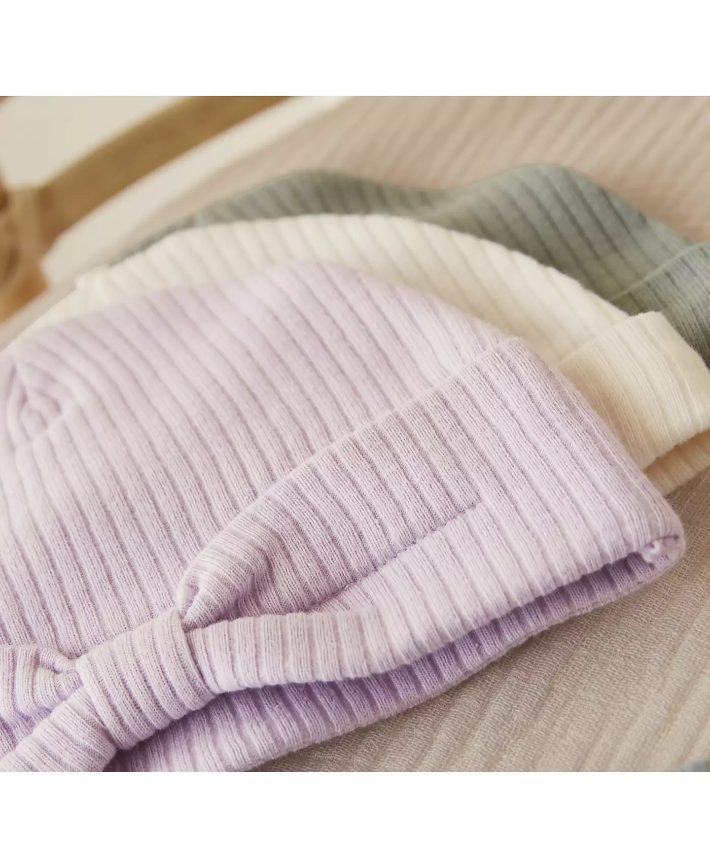 Carter's Baby 3-Pc. Комплект из трикотажной шапки, футболки и штанов