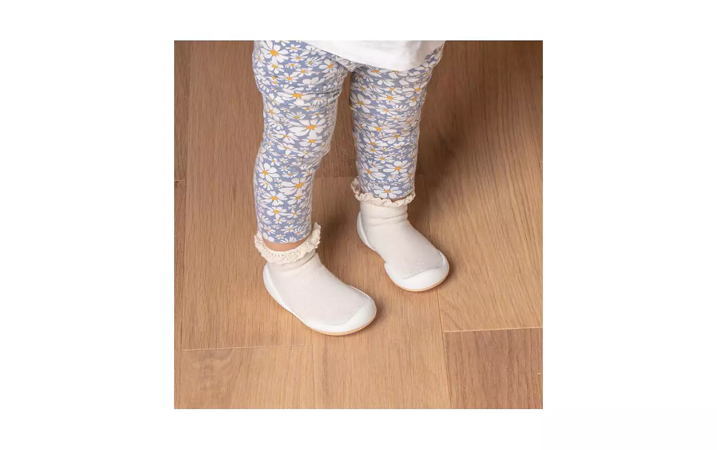 Komuello Носки для девочек, дышащие, моющиеся, нескользящие, с кружевной отделкой - кремово-белый