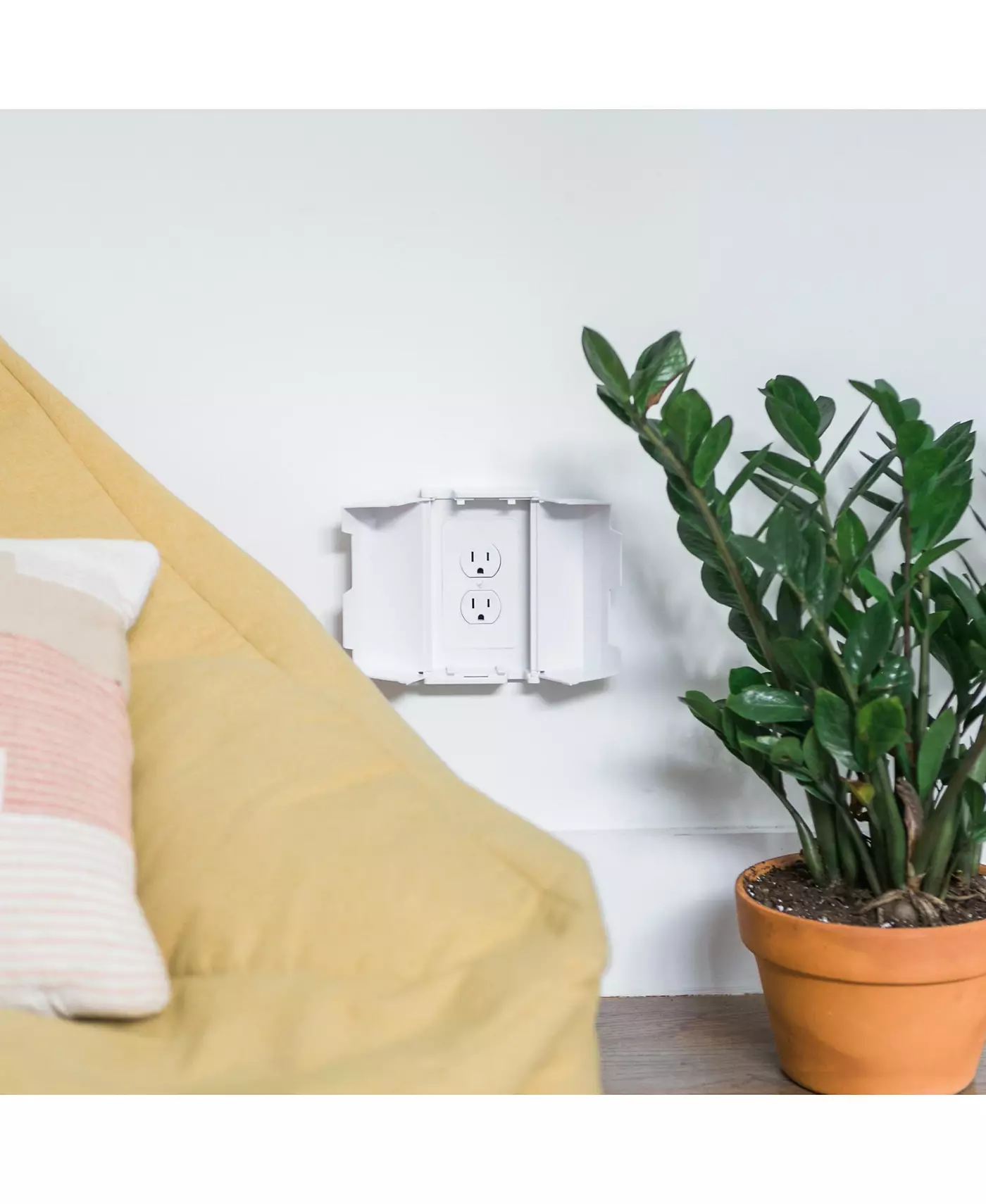 Крышка для электрической розетки Jool Baby Toddler, безопасная, двухсторонняя и декоративная, в комплекте пластины для электрических розеток, просторное отделение (2 шт. в упаковке)