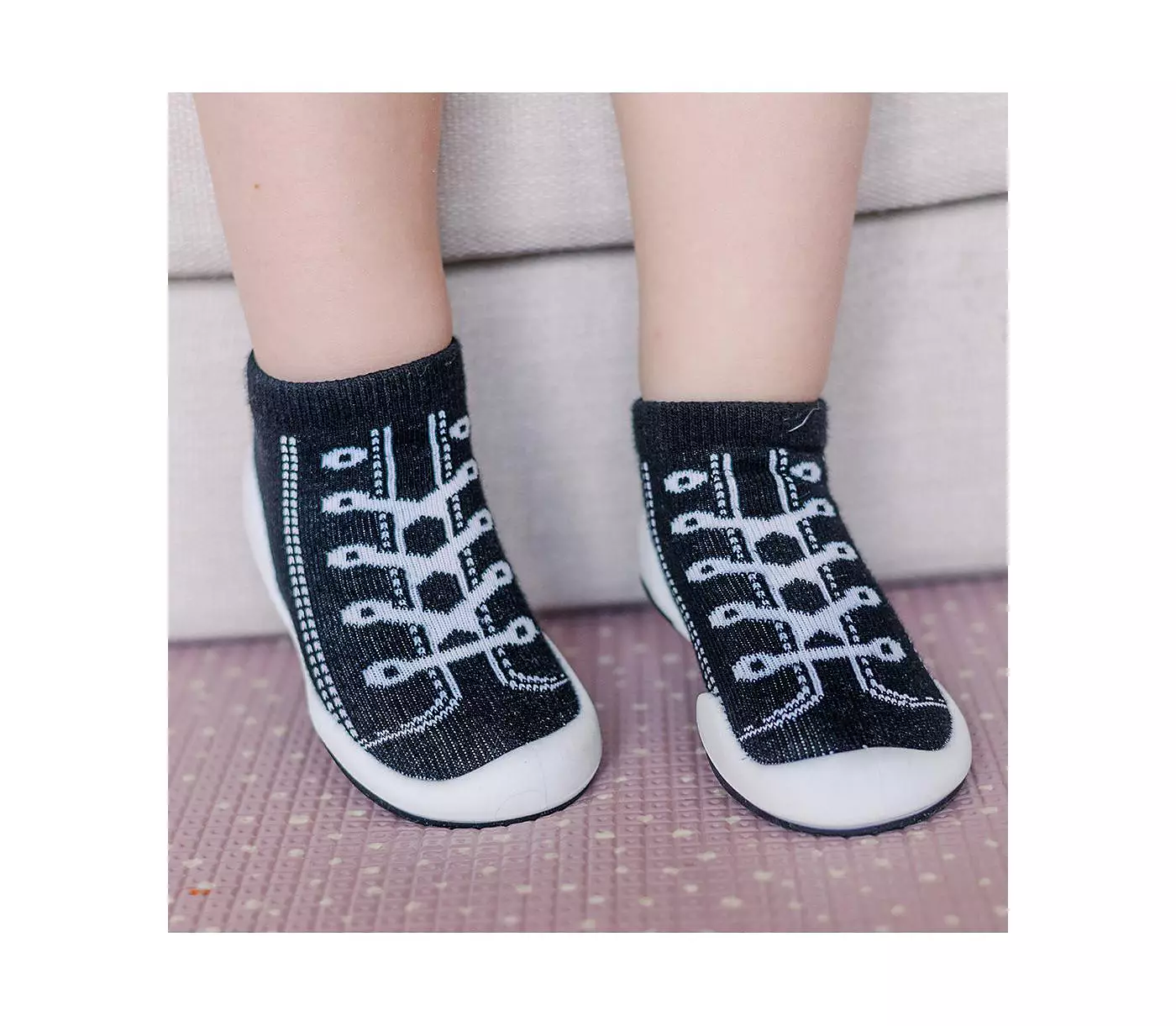 Komuello Младенческая Девочки Мальчик Дышащие Моющиеся Нескользящие Носки Кроссовки - Черный