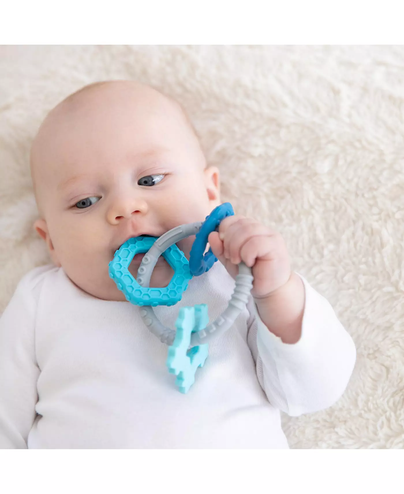 Bumkins Baby Girls Три текстурированных цепких зубных брелока