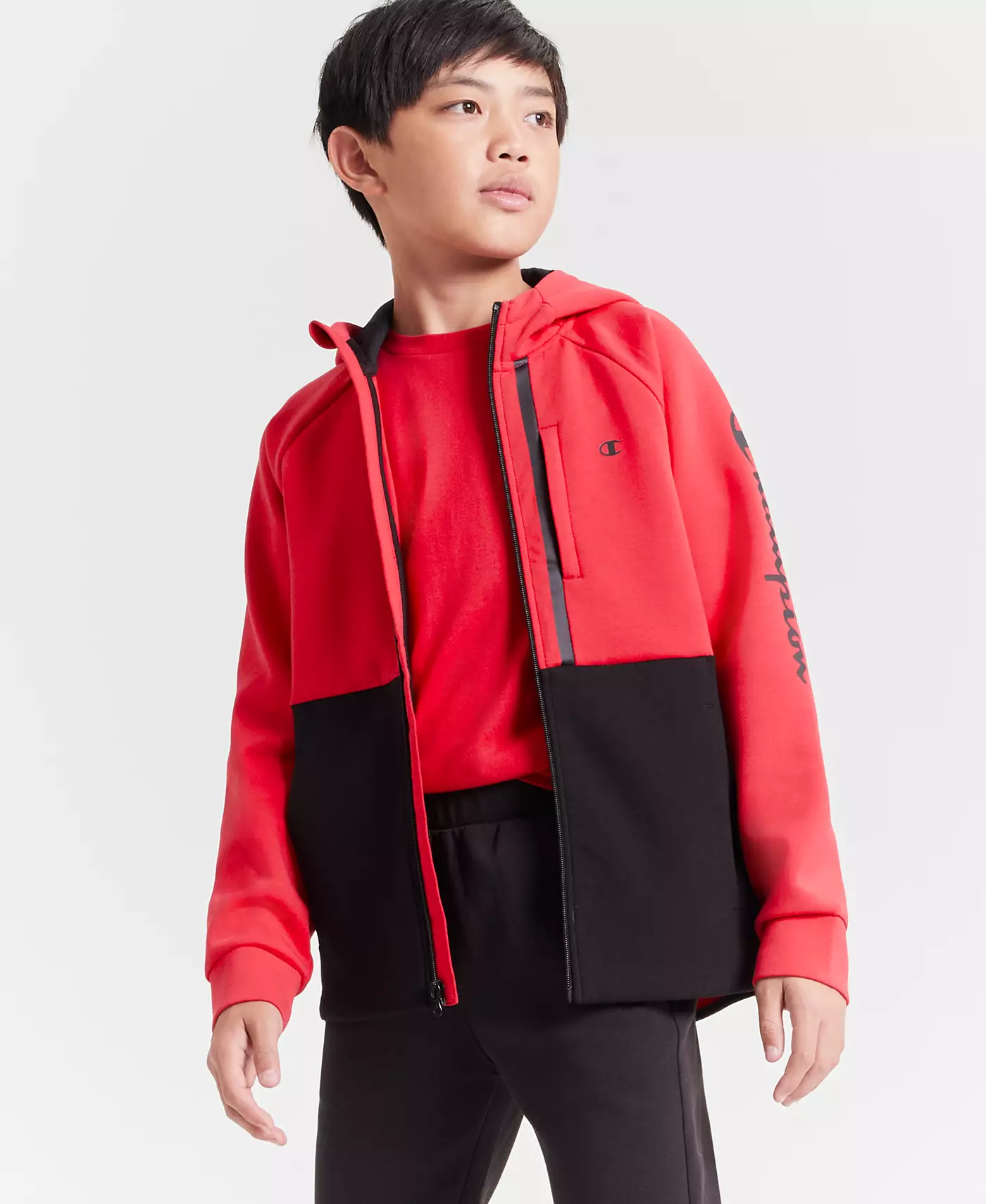 Champion Big Boys Big Boys: толстовка Active с капюшоном и молнией во всю длину, футболка с вышитым логотипом и брюки Active с двойными трикотажными карманами на молнии