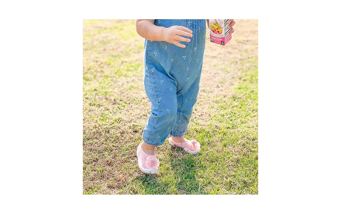 Komuello Детские дышащие моющиеся нескользящие носки для девочек на плоской подошве - Цветок-помпон белый