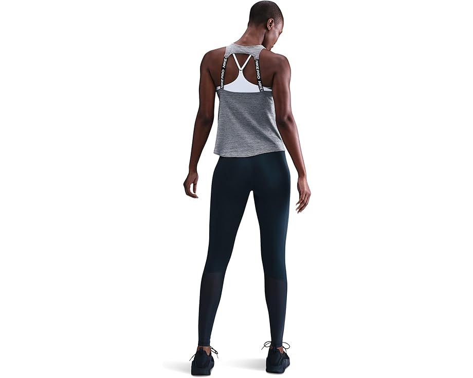 Топ Nike Pro Dri-FIT для тренировок с технологией отведения влаги