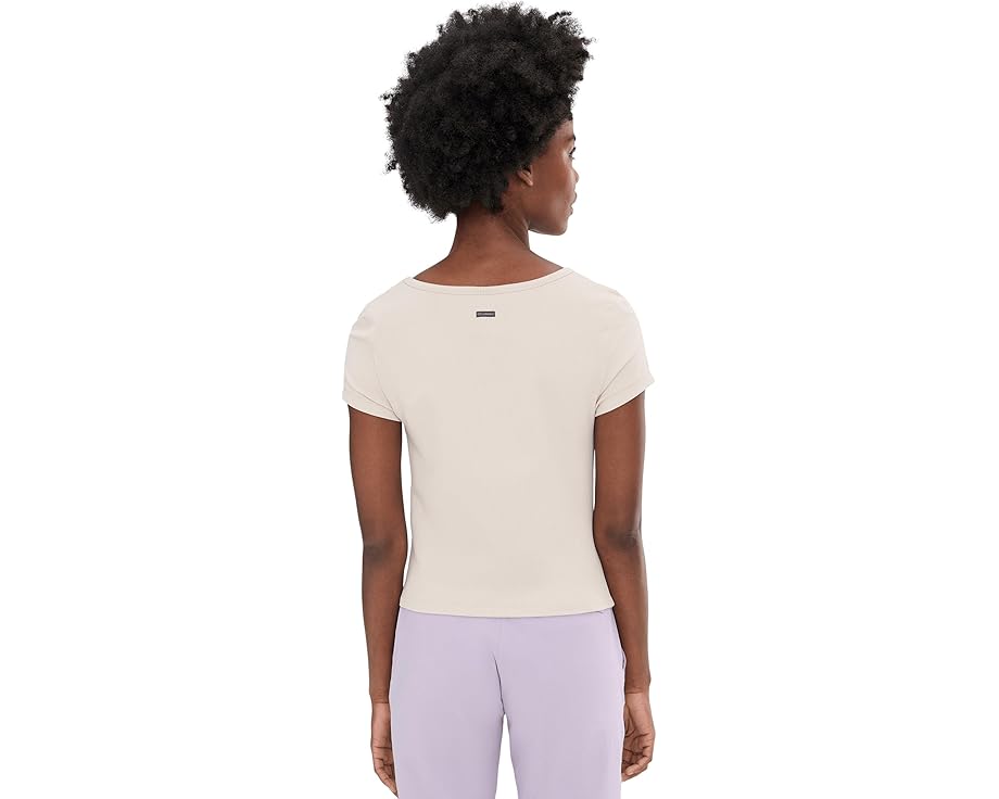 Футболка Columbia Pinetown Canyon Rib с коротким рукавом и технологией Omni-Wick