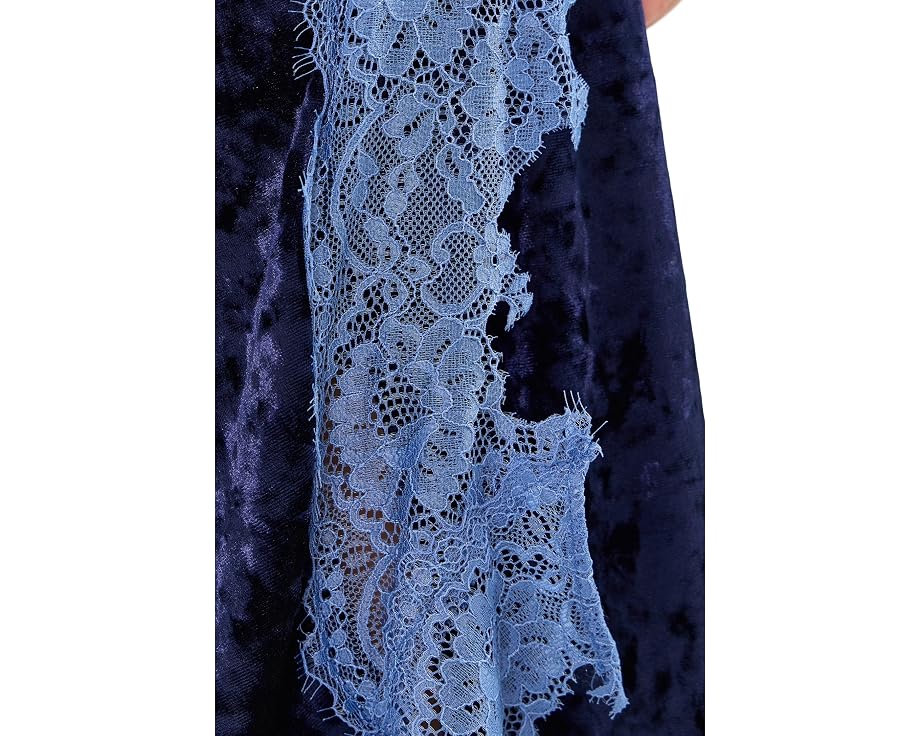 Платье миди Adrianna Papell Velvet and Lace с кружевом