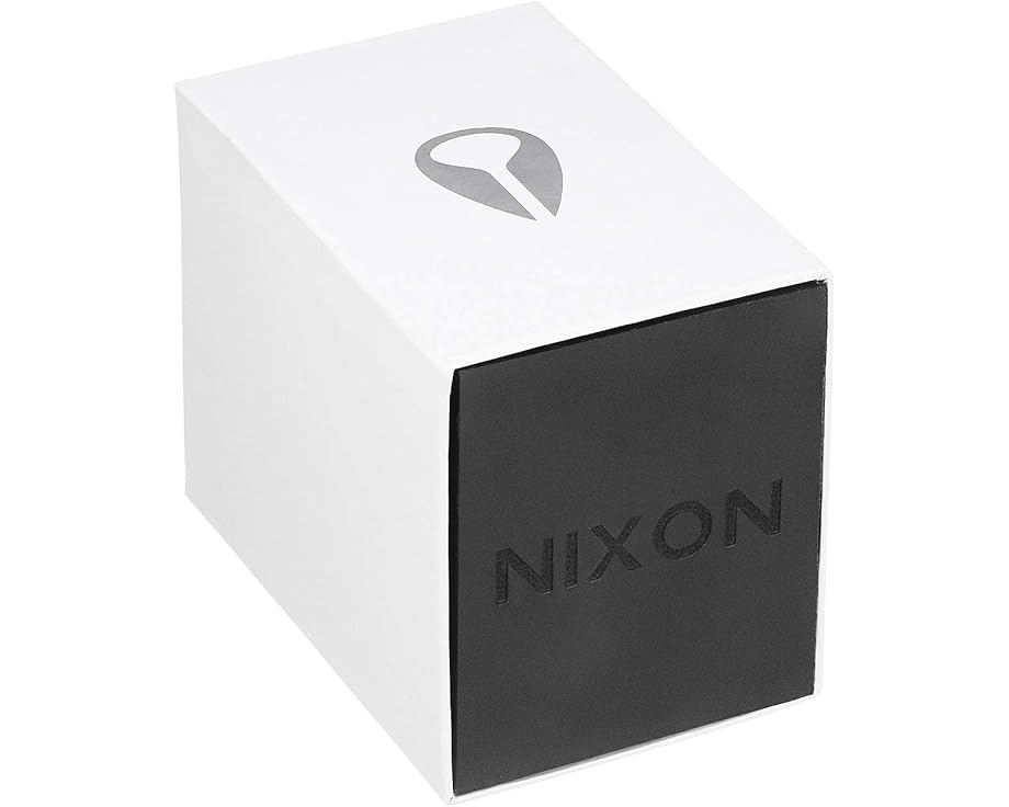 Наручные часы Nixon Sentry Leather с кожанным ремешком и календарем