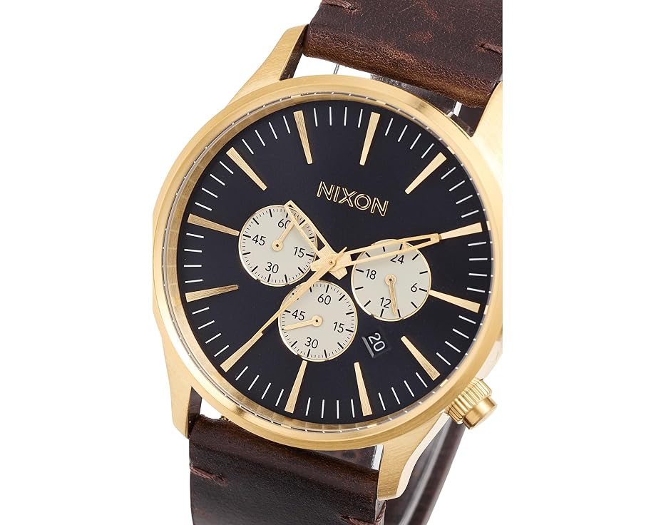 Nixon Sentry Chrono Leather с кожаным ремешком и водонепроницаемостью 100 метров