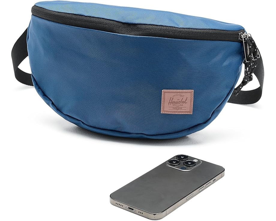 Поясная сумка Herschel Supply Co. Kaine из переработанного полиэстера с регулируемым ремнем