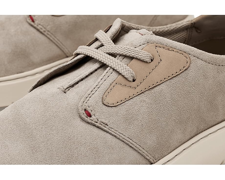 Кроссовки Clarks Flexwell Tie с неопреновой пяткой и подошвой из ЭВА