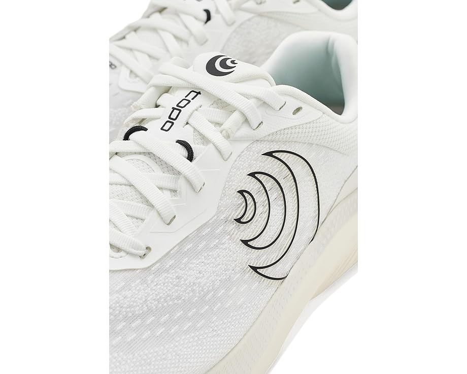 Кроссовки Magnifly 6 от Topo Athletic с пеной ZipFoam и стелькой OrthoLite