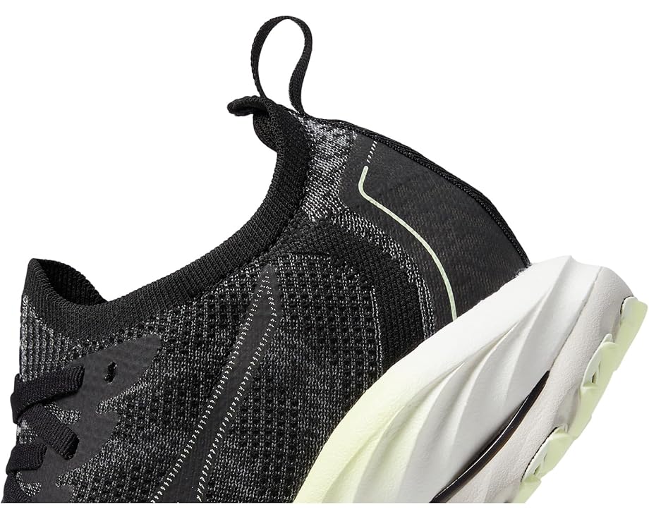 Кроссовки Mizuno Wave Neo Wind с технологией WaveKnit