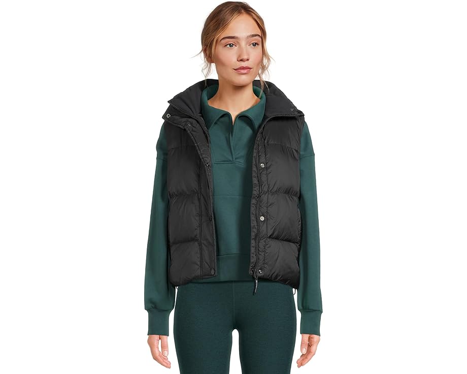 Beyond Yoga Объемная пуховая жилетка Big Cozy Puffer с карманами