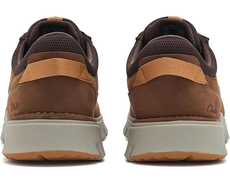Кроссовки Clarks Step 365 Plain на шнуровке