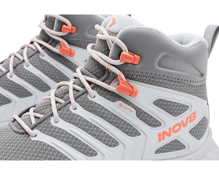 Туристические ботинки INOV8 RocLite Mid GTX с мембраной GORE-TEX и защитной пластиной
