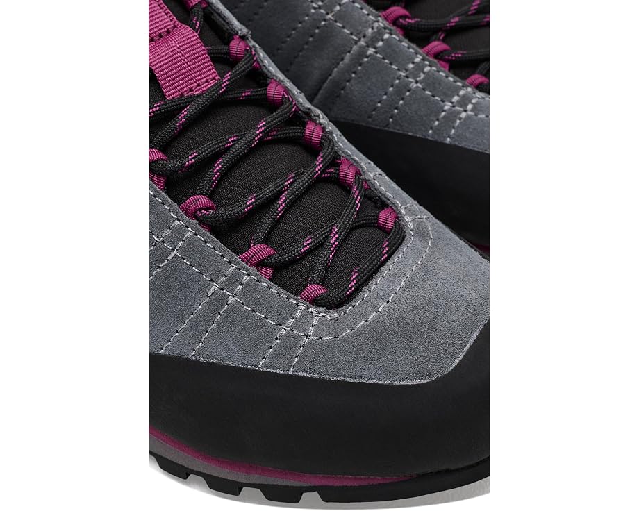 Кроссовки Scarpa Crux 2 Wmn для подходов с липкой подошвой