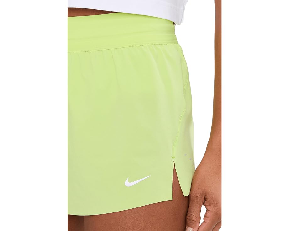 Беговые шорты Nike Swift Dri-FIT с заниженной талией и вшитыми шортами длиной 2.5 дюйма (6.35 см)