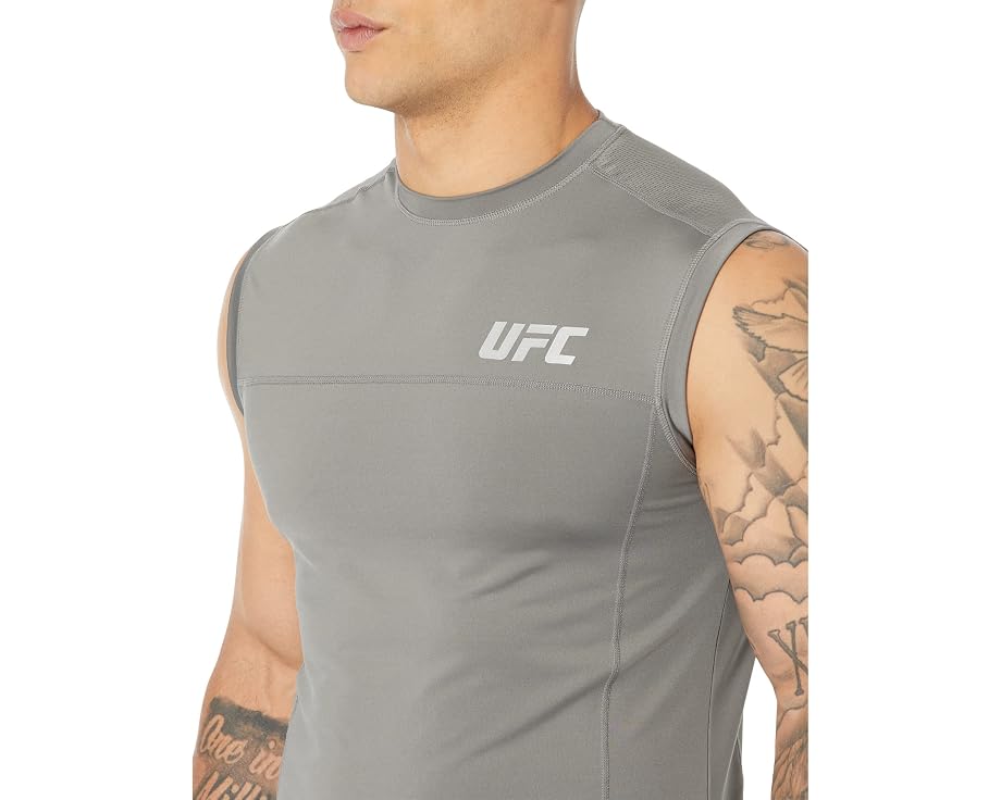 Майка UFC без рукавов с круглым вырезом