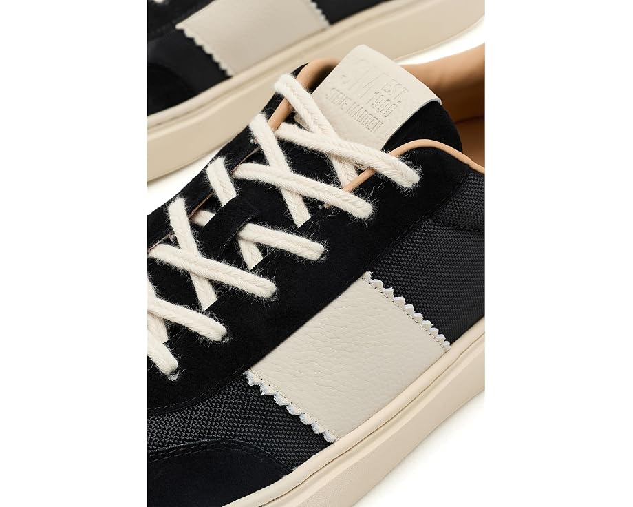 Кроссовки Steve Madden Dellum в черно-белом стиле