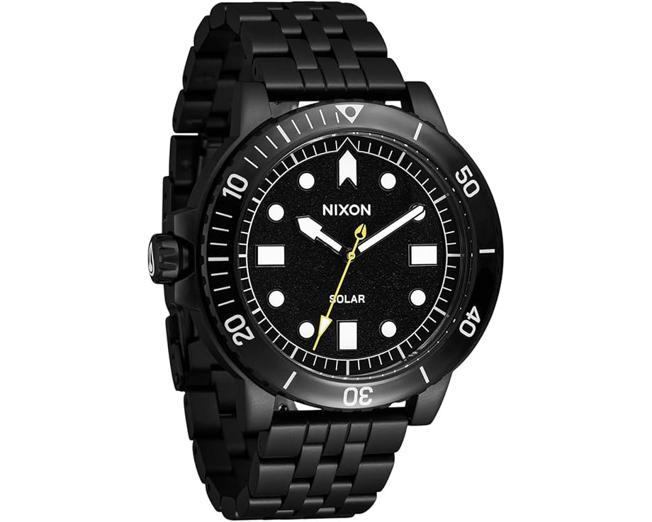 Наручные часы Nixon Stinger 44 с браслетом из нержавеющей стали