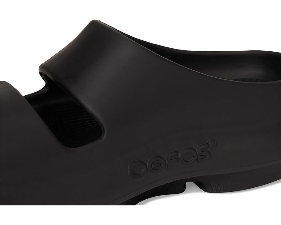 Сандалии OOFOS Ooyea для восстановления с двойными ремешками и пеной OOfoam