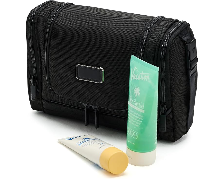 Дорожный несессер Hanging Travel Kit Tumi