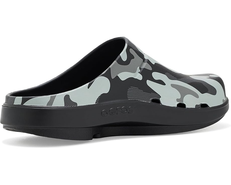 OOFOS Oocloog Luxe Clogs Ночной камуфляж