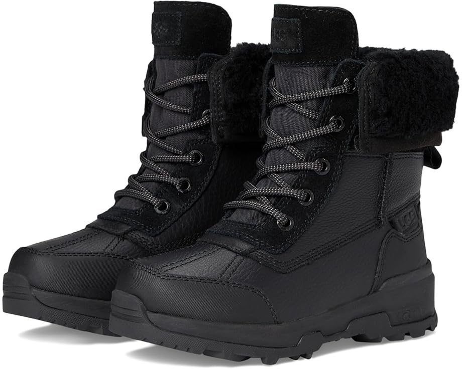 Детские зимние ботинки UGG Kids Adirondack Boot XXV с водонепроницаемой кожей и отворотом