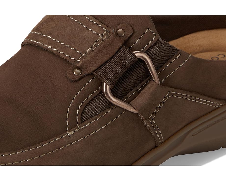 Слипоны Clarks Carleigh Viola из кожи с эластичной вставкой и фурнитурой