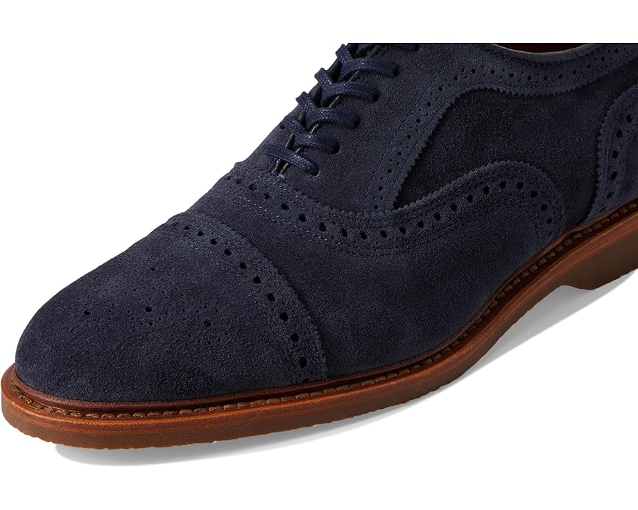 Оксфорды Allen Edmonds Strand Verse с перфорацией на резиновой подошве