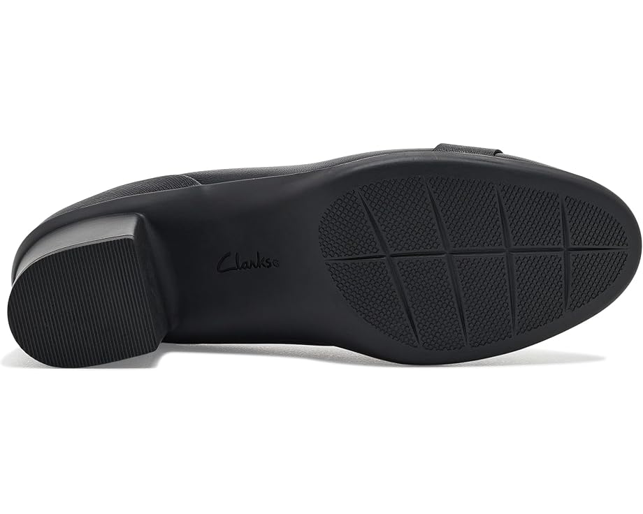 Туфли Clarks Shaya Lux на устойчивом каблуке с отделкой под уздечку