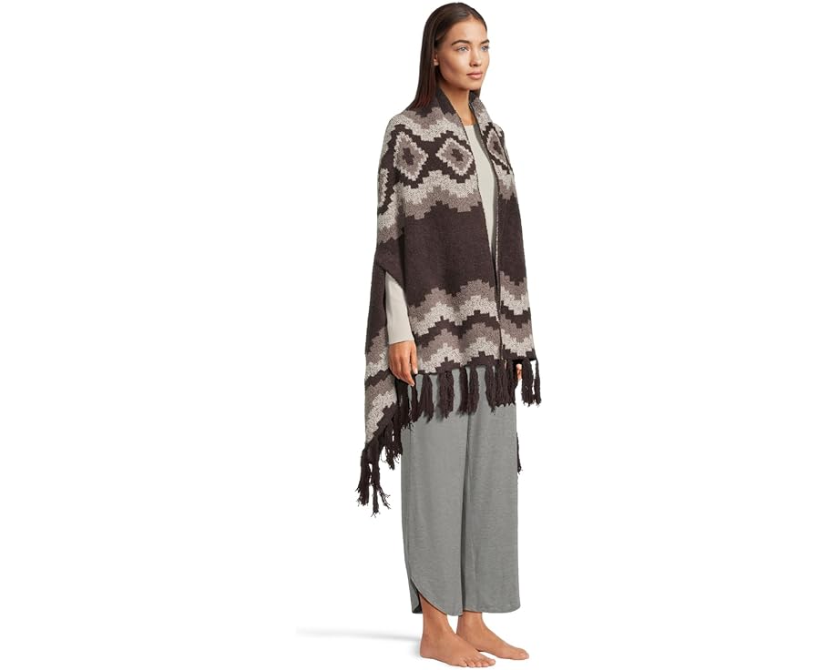 Накидка CozyChic Mosaic Barefoot Dreams с бахромой и прорезями для рук