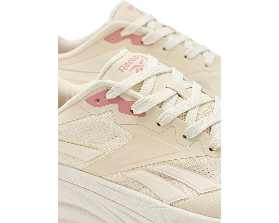 Кроссовки Reebok Futura Dash с дышащим верхом
